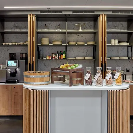 酒店 Radisson Budapart 4*