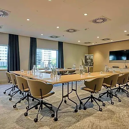 Radisson Budapart 4*