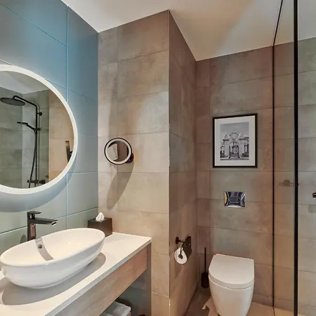 Radisson Budapart Hotel 4*