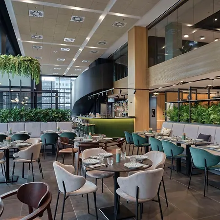 Radisson Budapart 4*