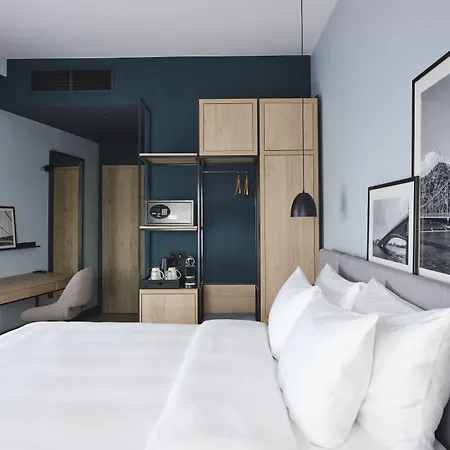 Radisson Budapart 4*